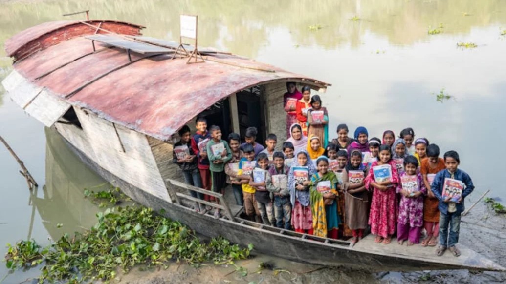 চলনবিলের ভাসমান স্কুল পেল ইউনেস্কোর কনফুসিয়াস পুরস্কার